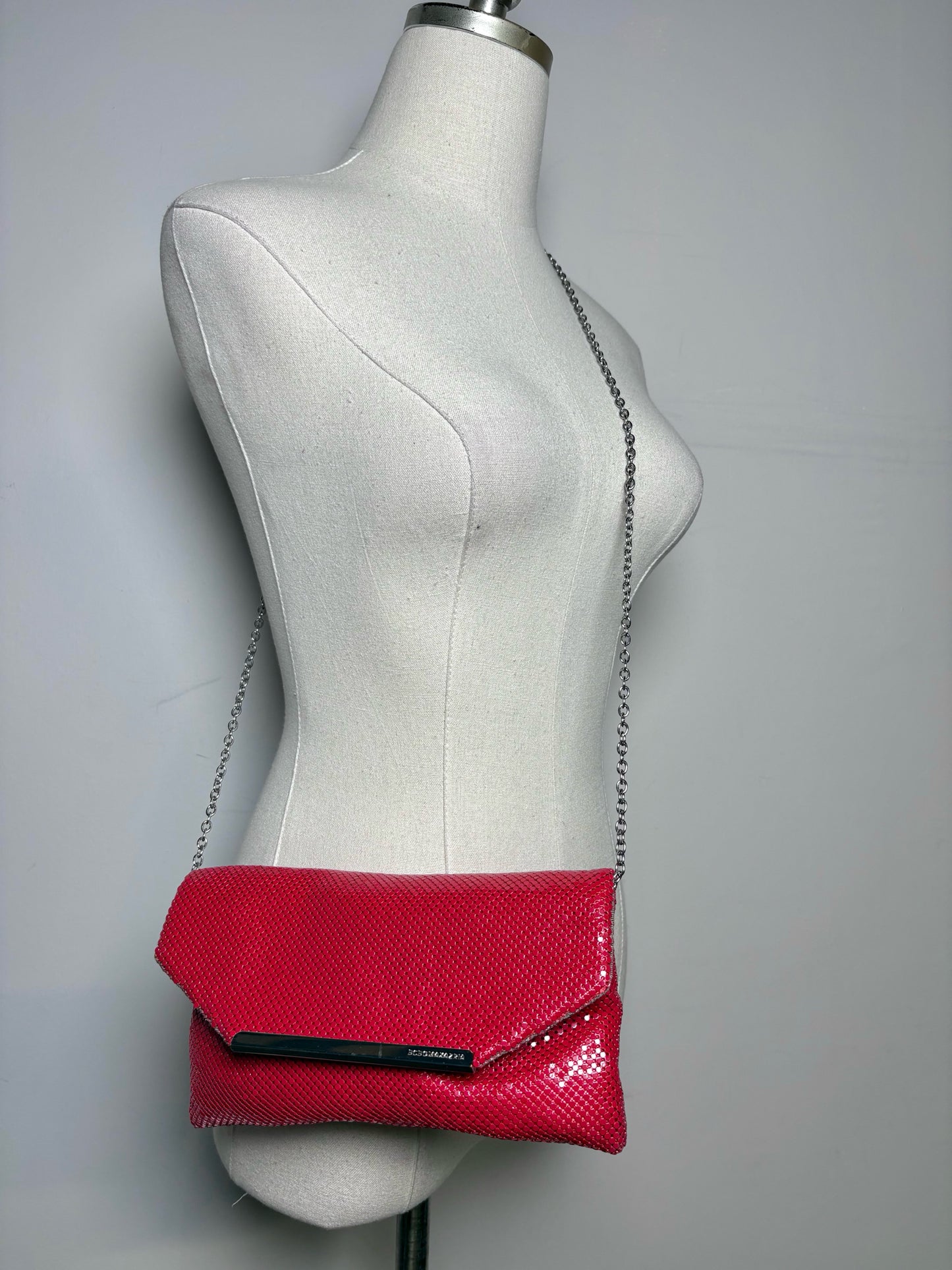 BCBG Max Azria Red Dots Vintage Metal Pre-owned Clutch Cocktail Purse