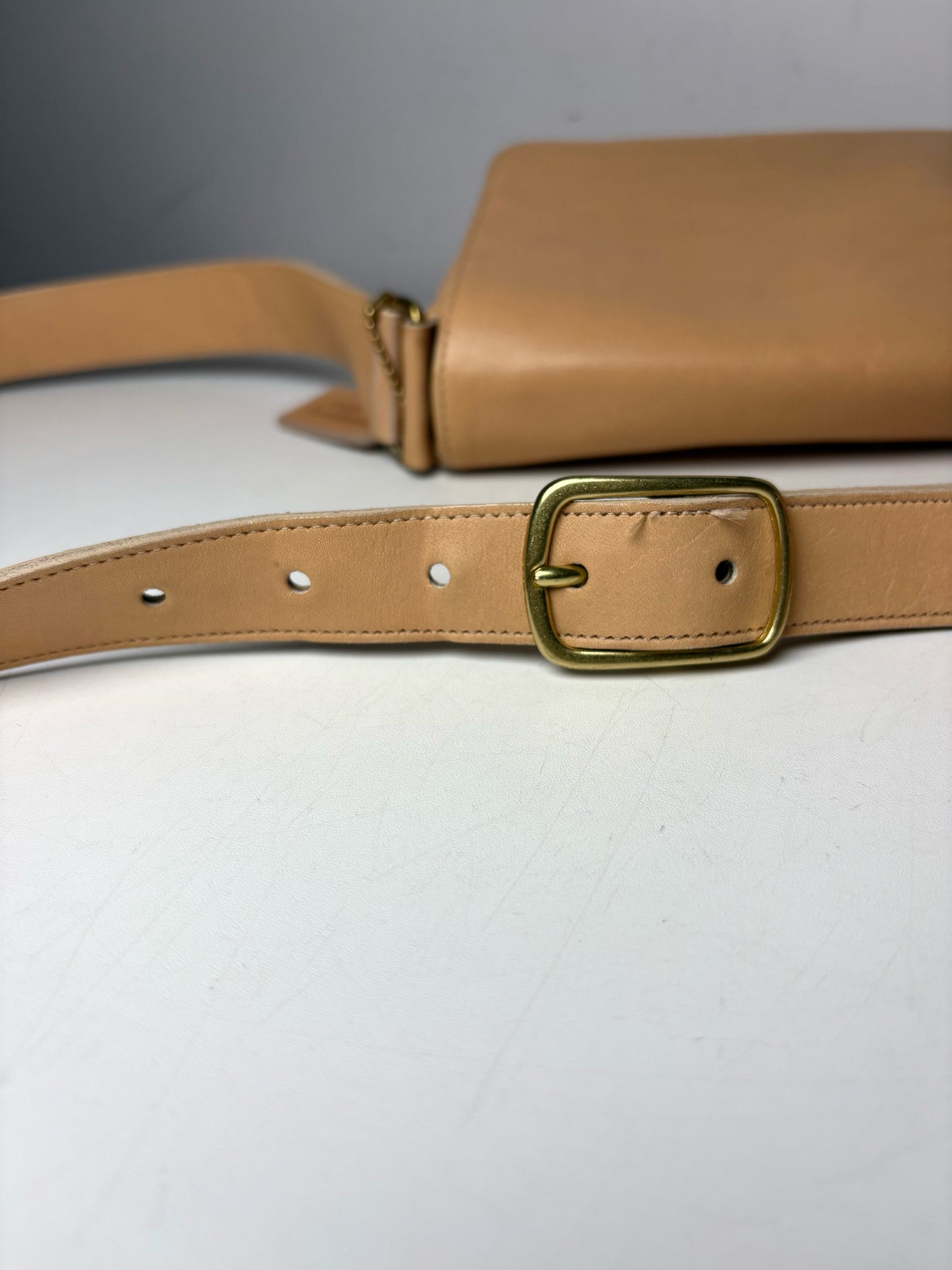 Women's Coach Solid Vintage Leather Pre-owned Tan Small Purse