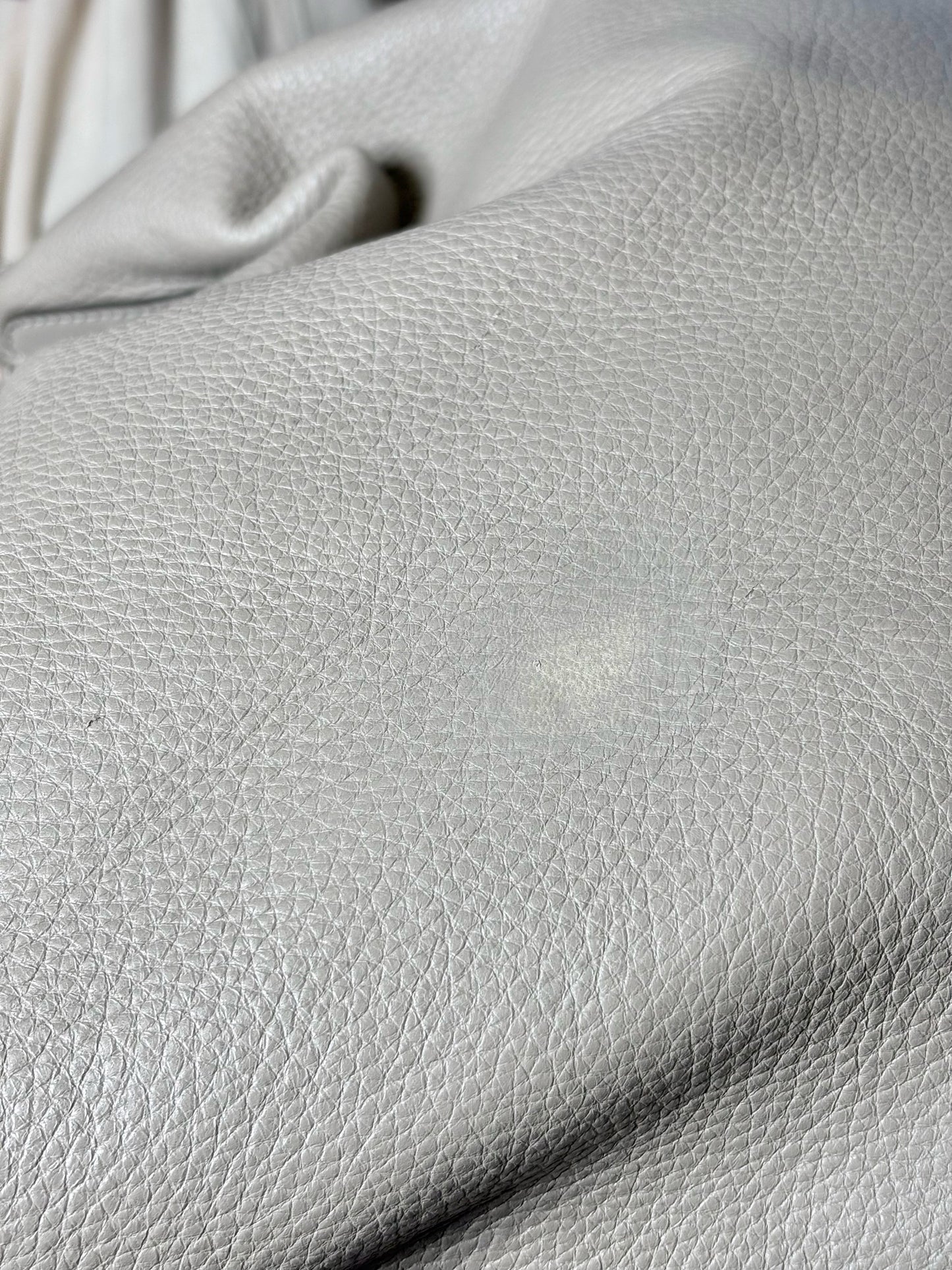 Gucci Taupe Leather Pebble Leather Men's Messenger Pre-owned Bag