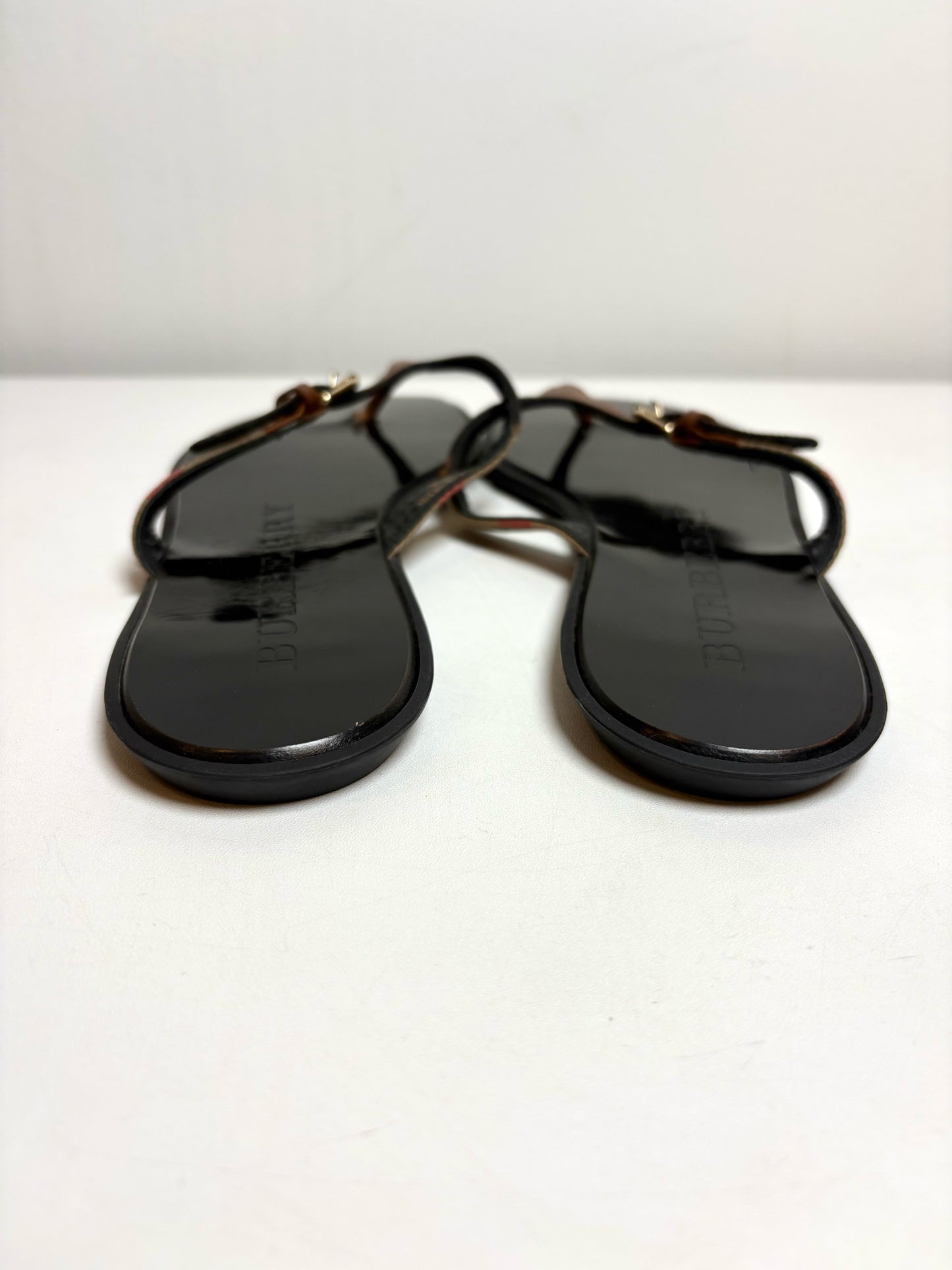 W Shoe Size 39 (9) Burberry Black Women's Sandals
