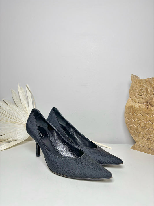 W Shoe Size 38.5 (8 US) Giorgio Armani Black Pump