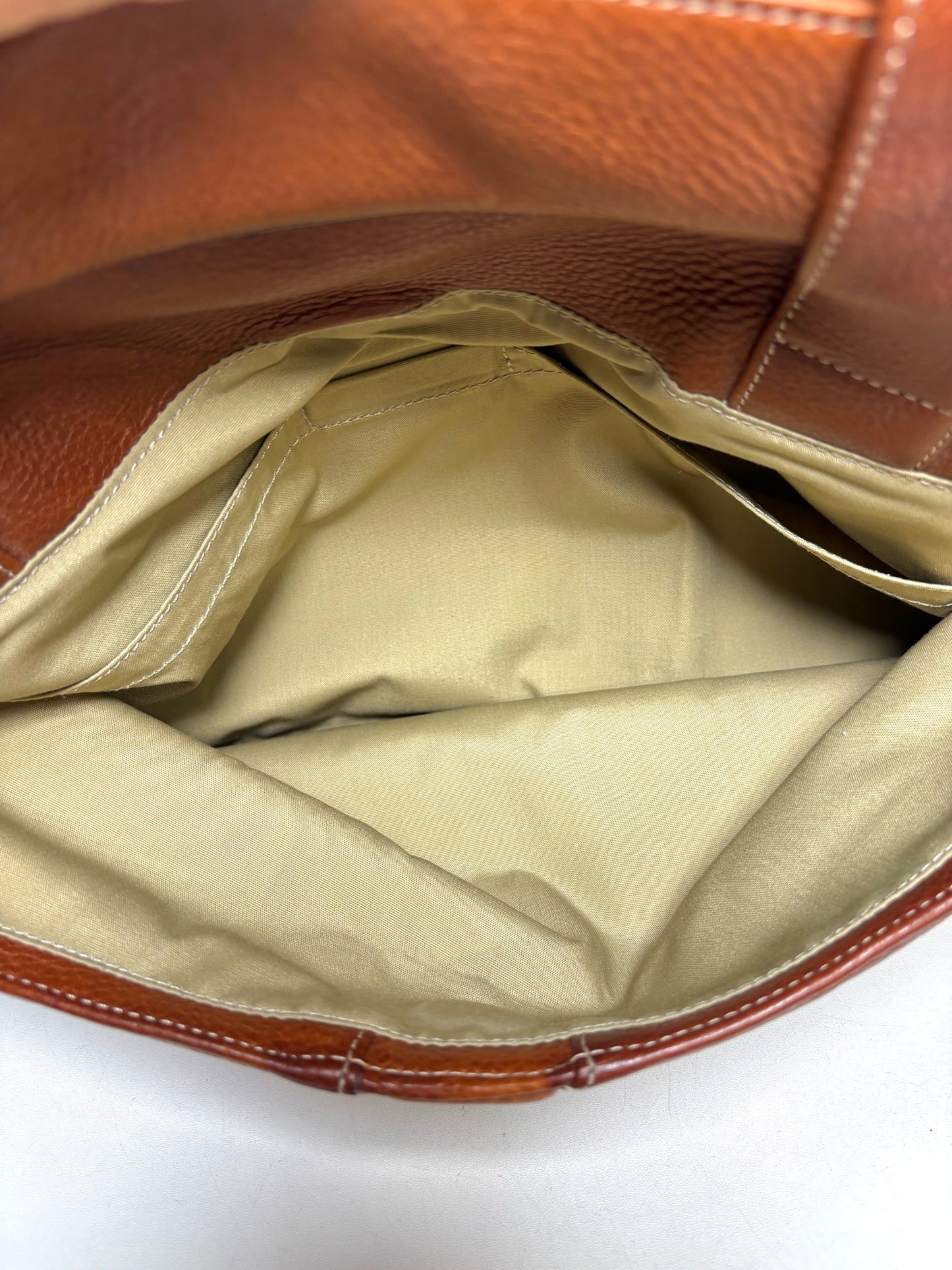 Johnston & Murphy Pre-Owned Leather Duffel Carry-On Travel Bag
