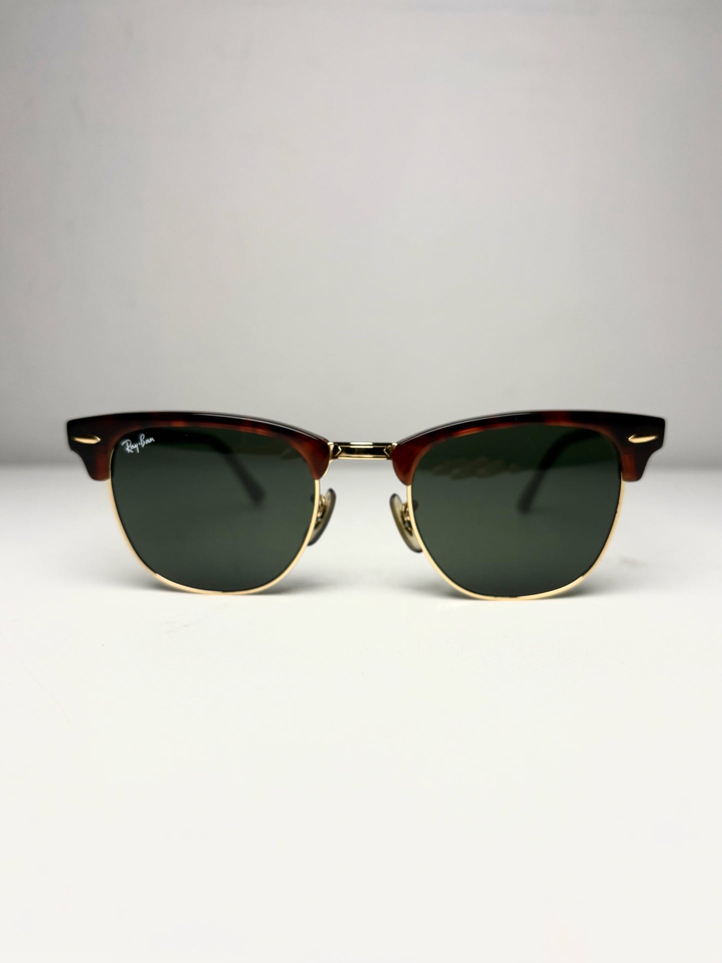 Unisex Ray-Ban RB3016 Clubmaster Brown Tortoiseshell & Gold Pre-Owned Sunglasses