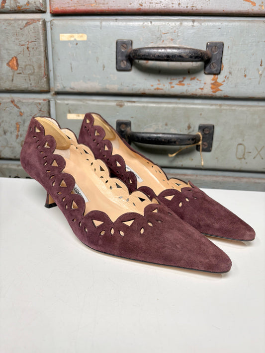 W Shoe Size 39 (8.5 US) Manolo Blahnik Burgundy Suede Vintage Slingbacks