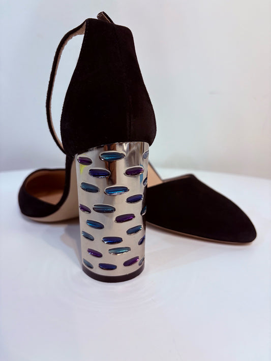 W Shoe Size 38 (7.5) M. Gemi Black Leather Suede Heels