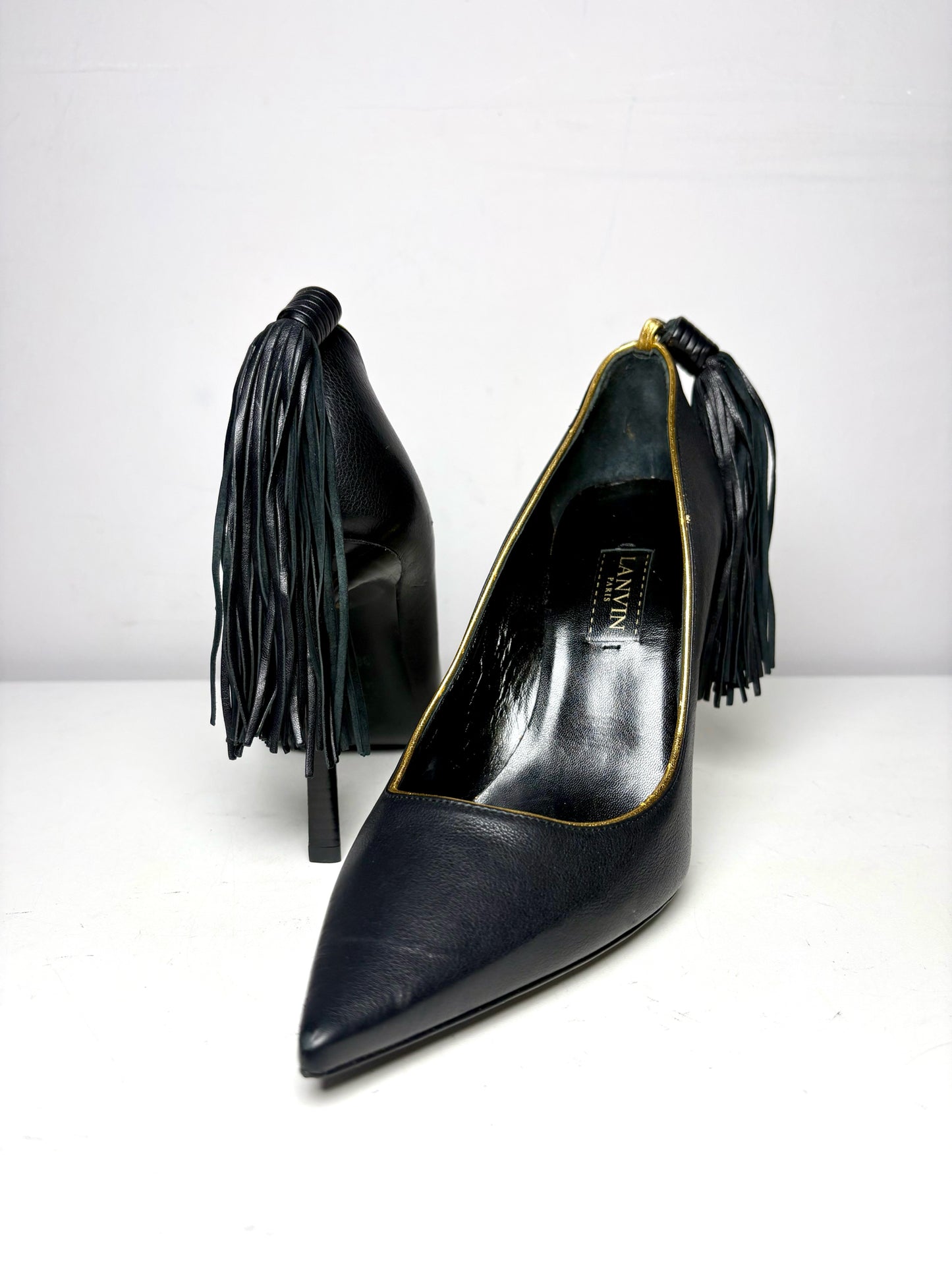 W Shoe Size 38.5 (8.5 US) Lanvin Ankle Tassel Black Leather Pre-owned Heels