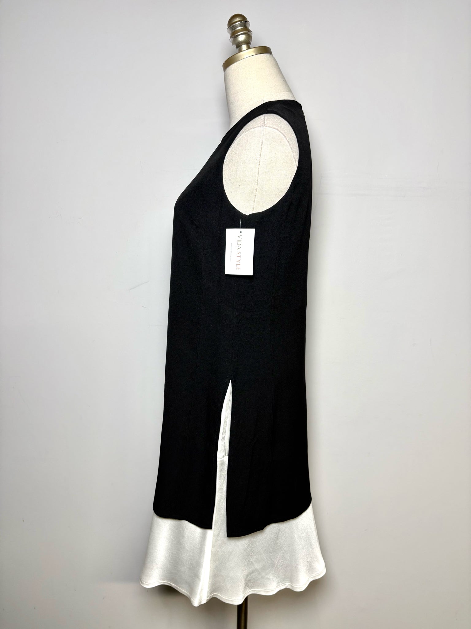 Women Size 34 (4 US) Vintage Karl Lagerfeld Y2K Black, White Ruffle He – VIDA STYLE SHOP
