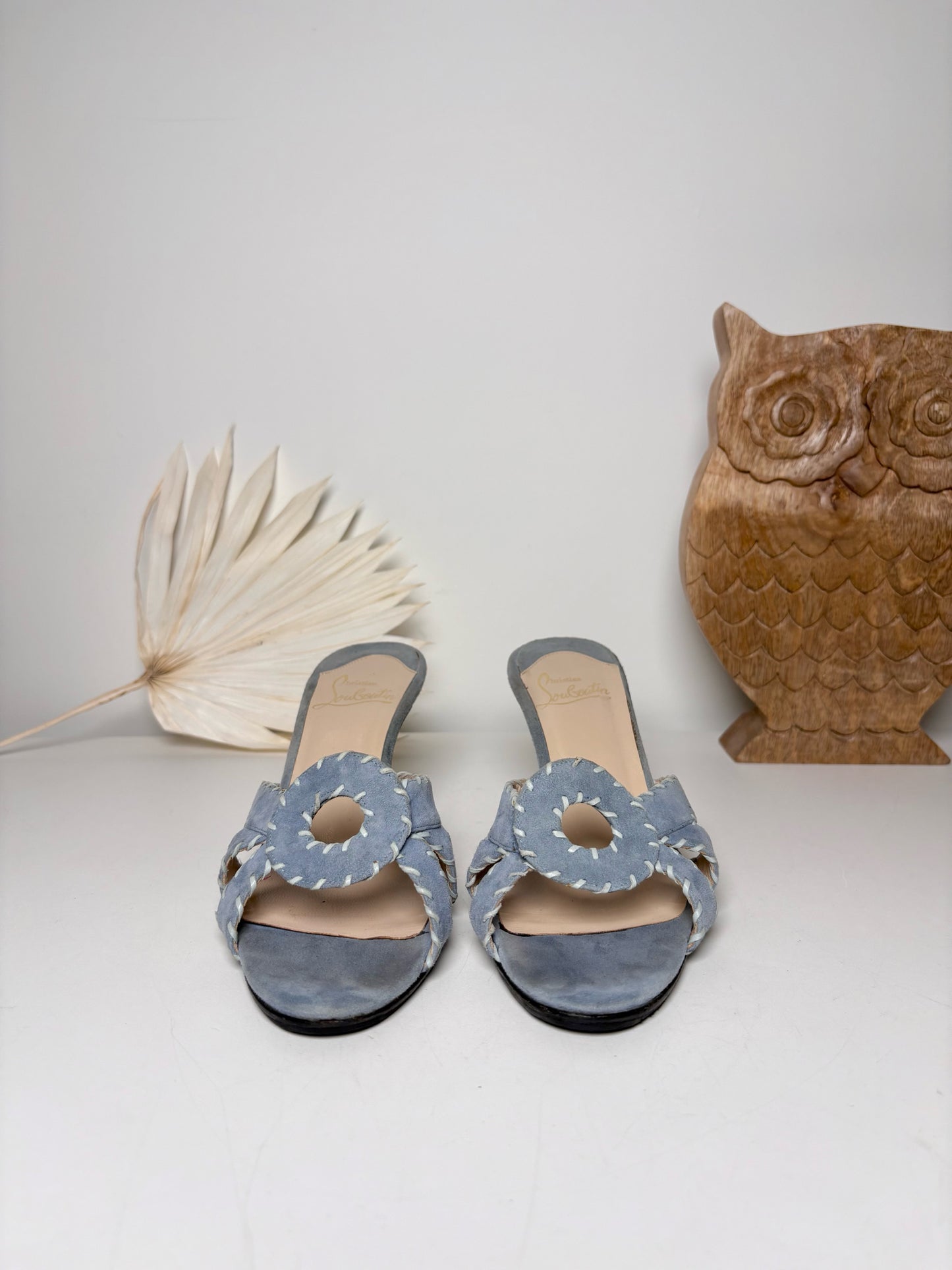 W Shoe Size 39 (9 US) Christian Louboutin Powder Blue Leather Suede Heels