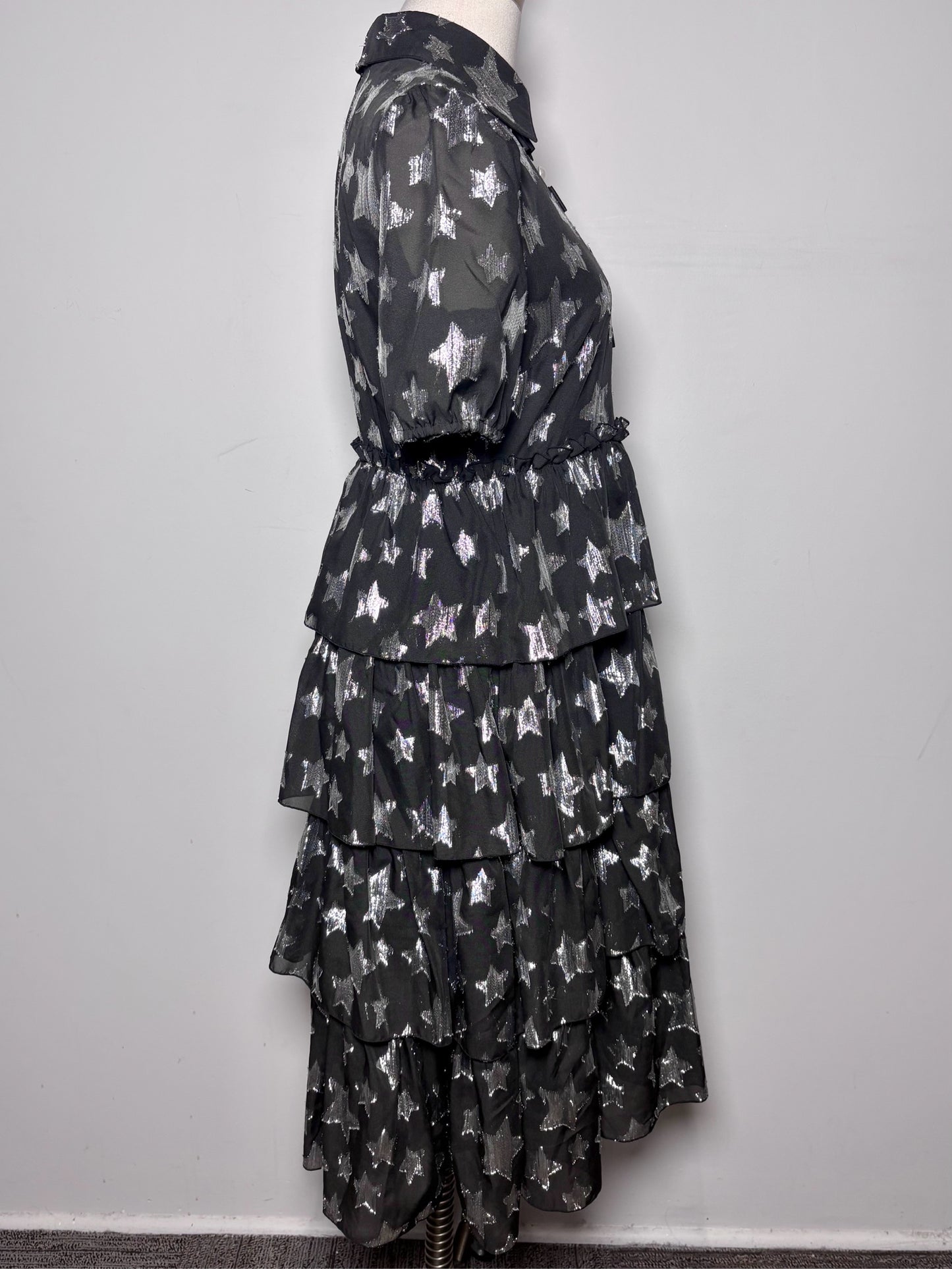 Women Size 4 Halogen Black Silver Stars, Ribbons Pre-owned Dress