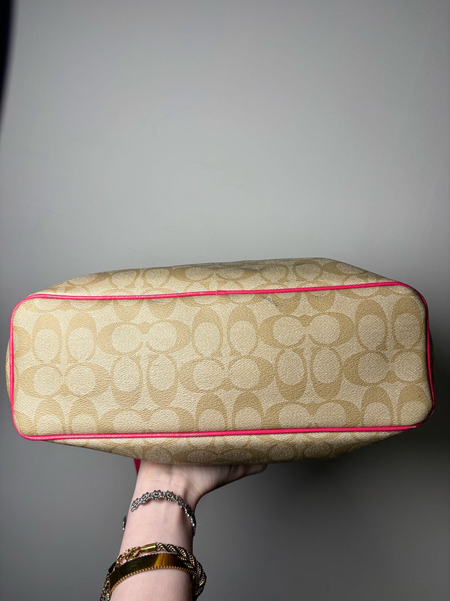 Coach Monogram Vintage Coated Canvas Pre-owned Beige, Hot Pink Medium Purse