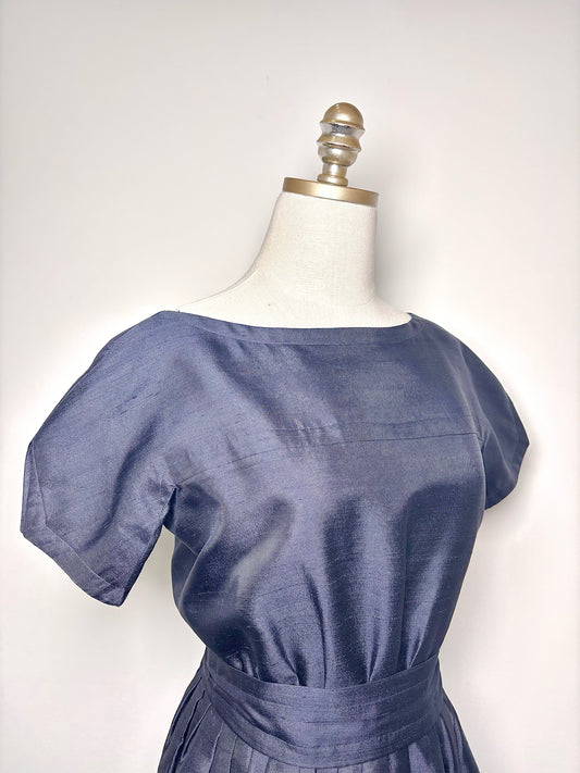 Women Size M Galanos Black Solid Raw Silk Cocktail Dress