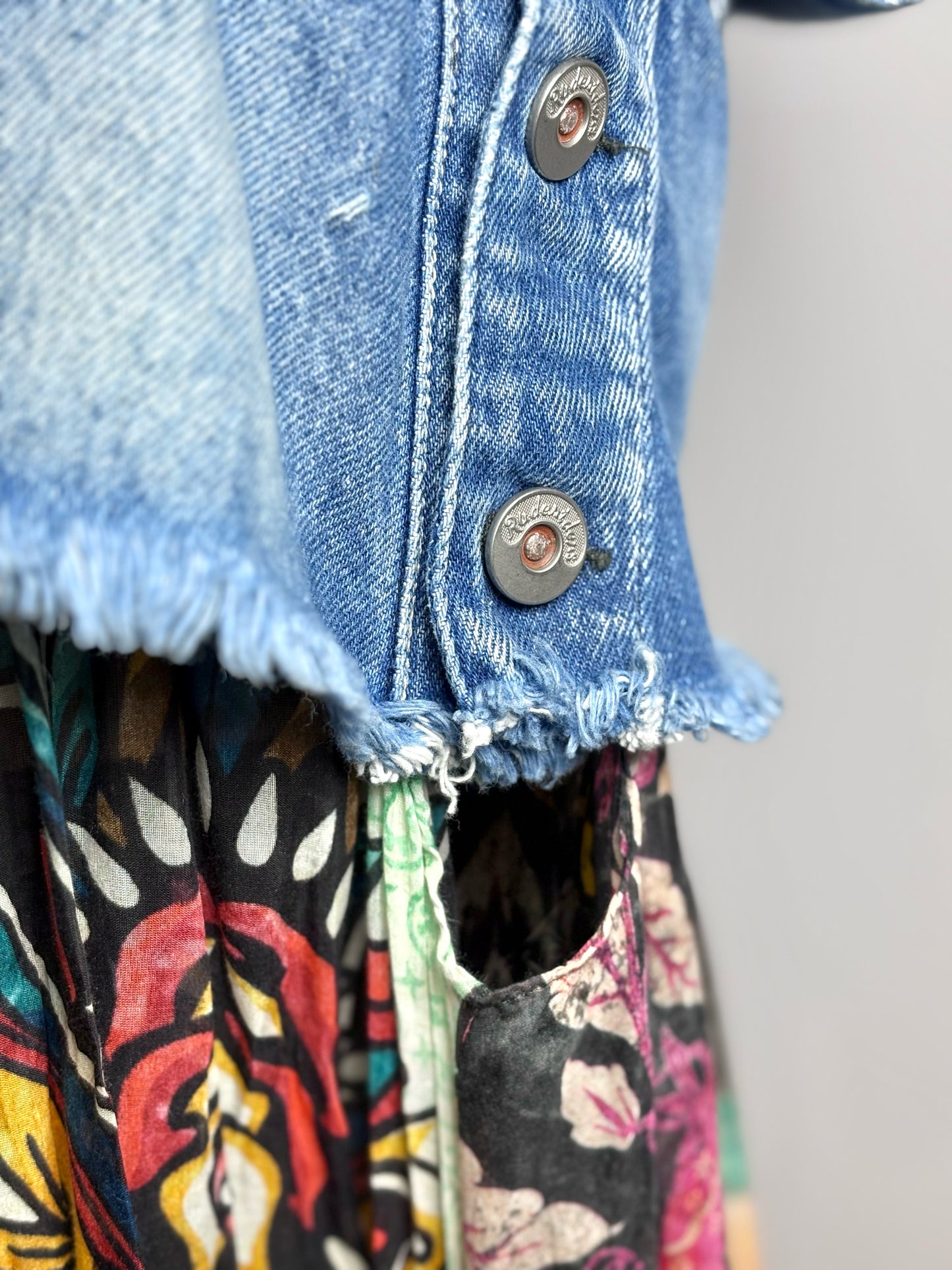 Women Size S (Estimate) Rude Riders Denim w/Multi-Print Solid w/Print Dress