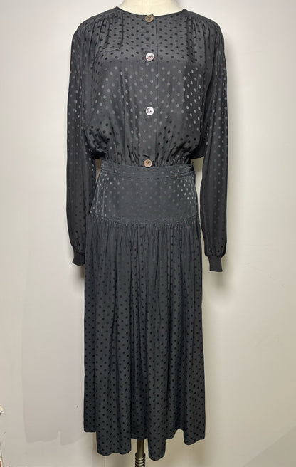 Women Size 6 Vintage Valentino Black Dot 2 Piece Silk Midi Skirt, Top Set