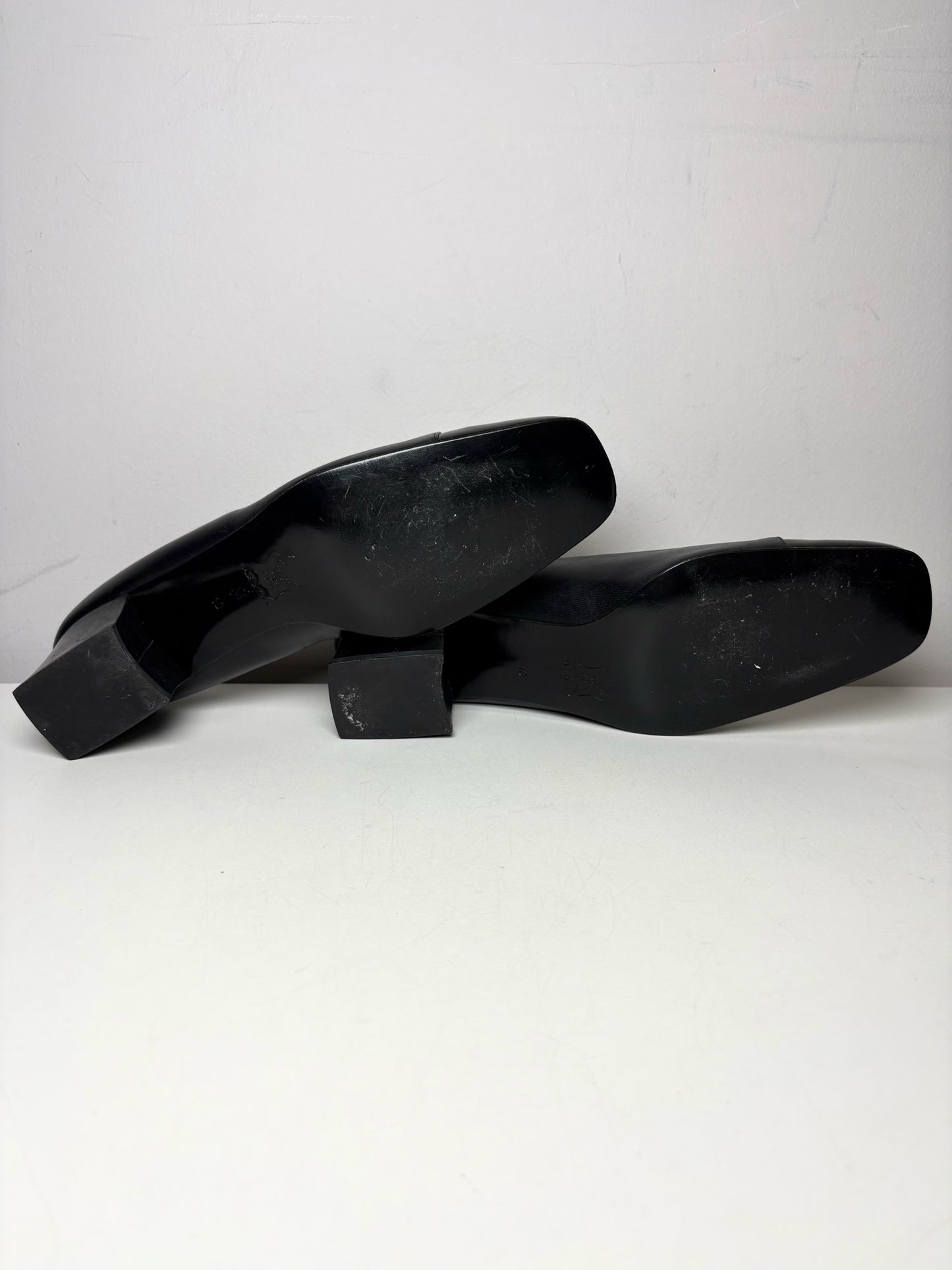 W Shoe Size 10 Fendi Black Leather Genuine Leather Women's Vintage Pump