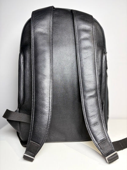 Hook & Albert Black Leather Men's Backpack