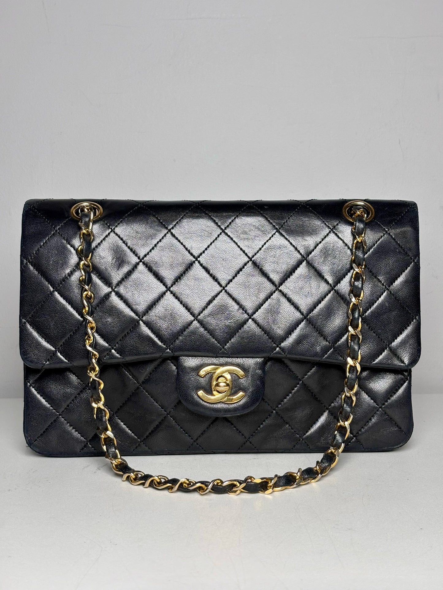 Chanel Quilted Vint Leather DoubleFlap Series 0 24K Gold-Plated Pre-owned Bag