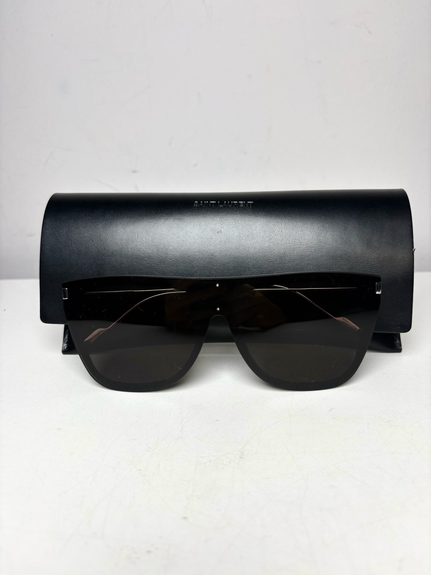Saint Laurent Women's Pre-owned Black Acetate, Titanium Sunglasses