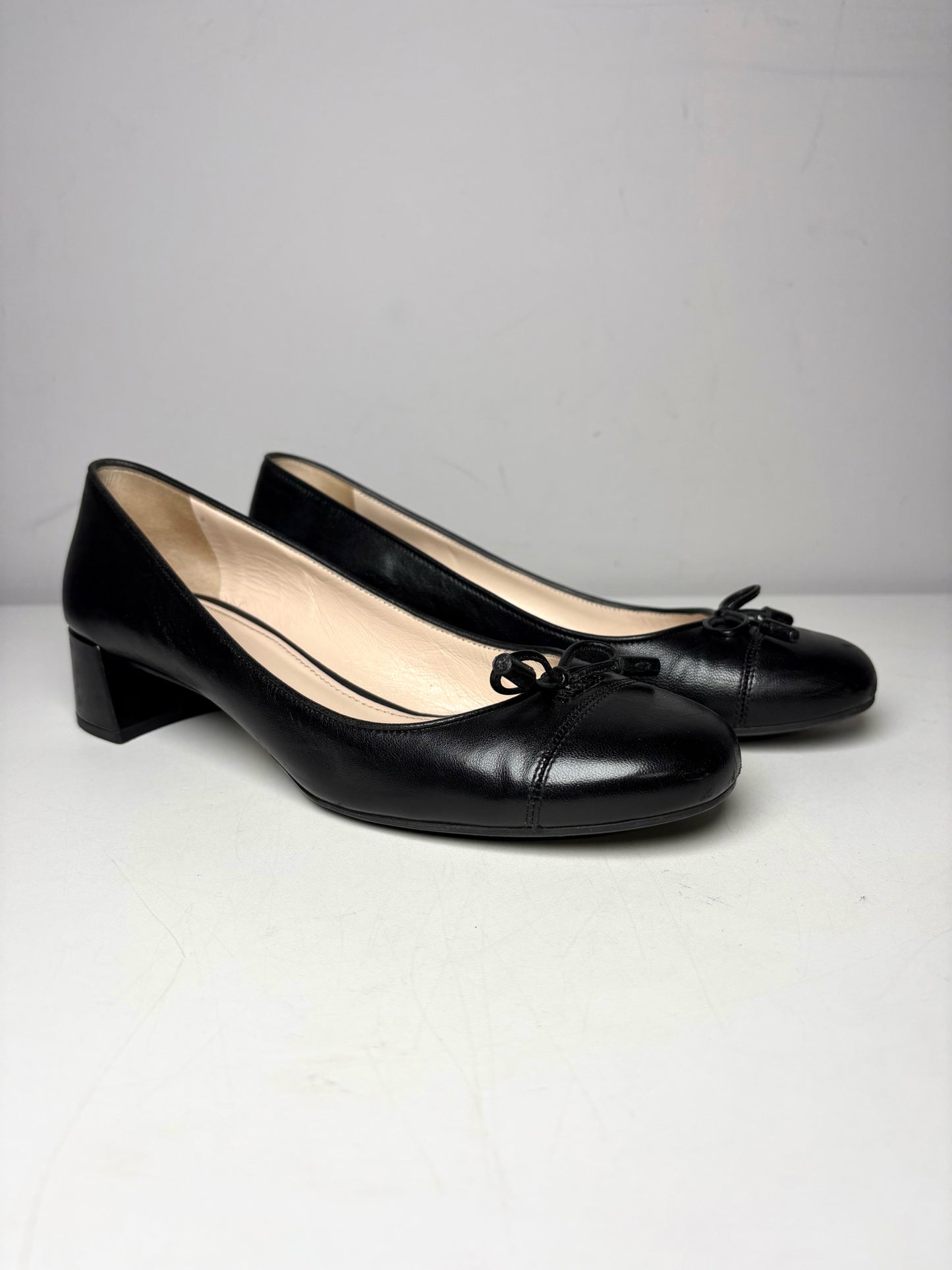 W Shoe Size 37 (7) Prada Black Leather Nappa Pre-owned Heels
