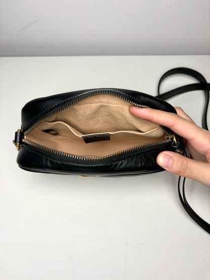 Gucci GG Quilted Camera Leather Pre-owned Black Nappa Crossbody Purse
