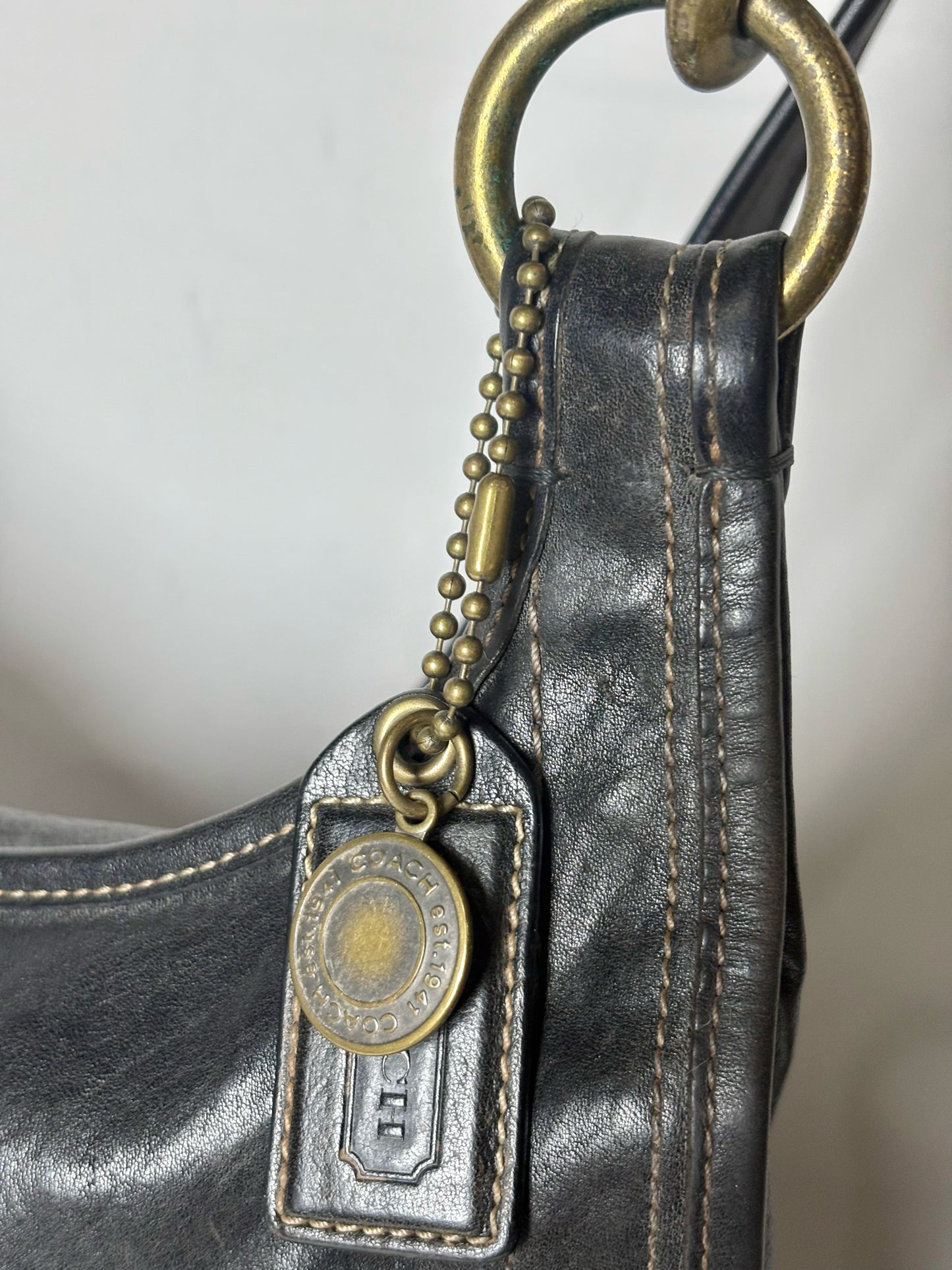 Women's Coach Solid Vintage Leather Pre-owned Black Medium Purse