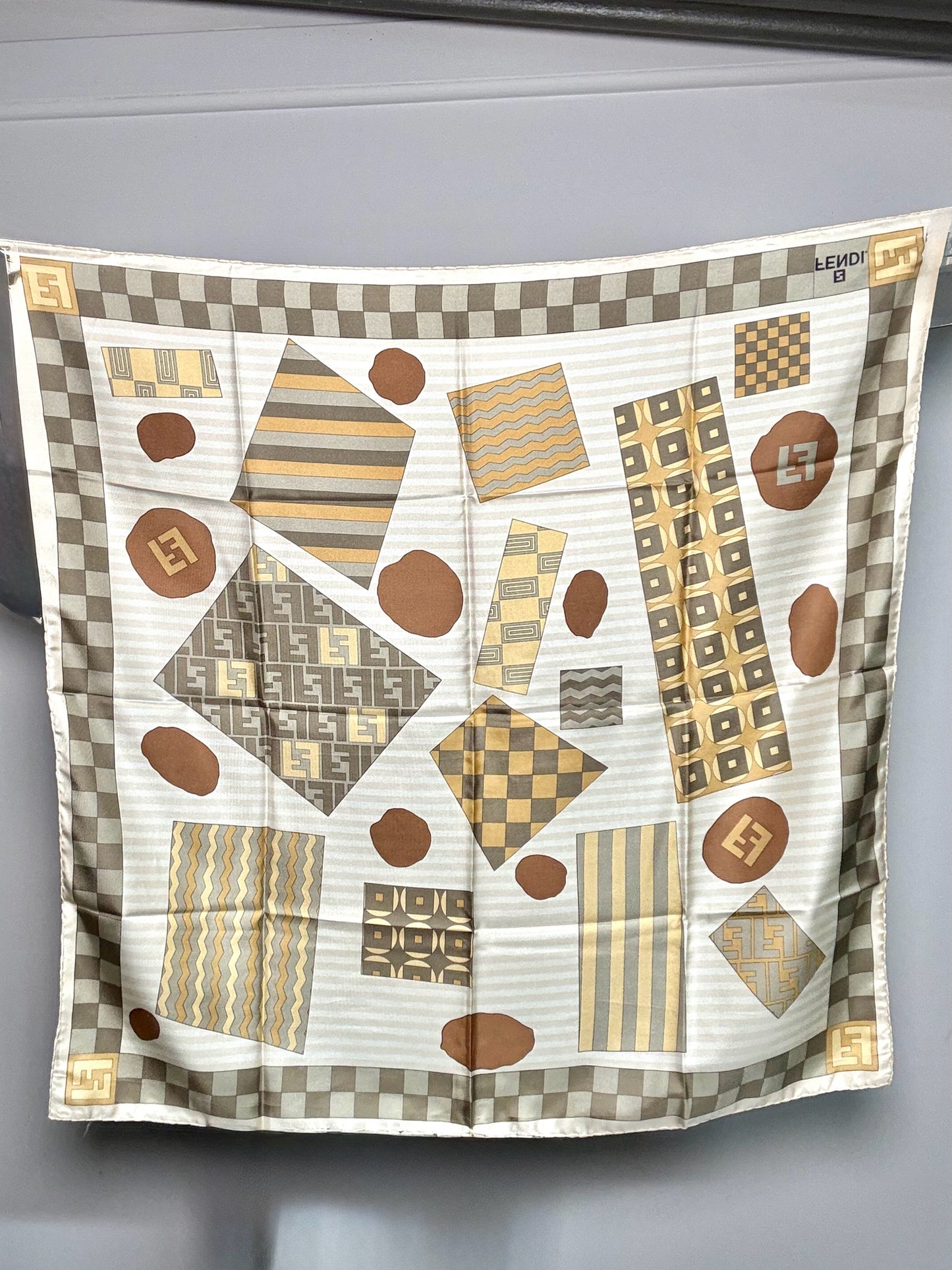 Fendi Logo 100% Silk Vintage Pre-owned Brown & Cream Scarf