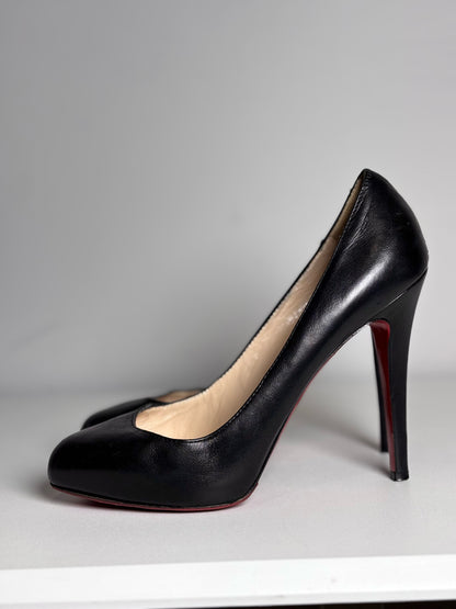 W Shoe Size 38 (8 US) Christian Louboutin Black Leather Stiletto Heel