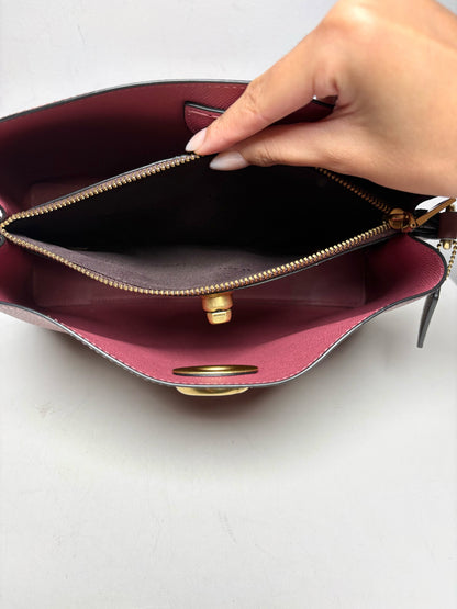 Women's Coach Willow C2590 Berry Colorblock Leather Pre-Owned Medium Shoulder Crossbody Bag