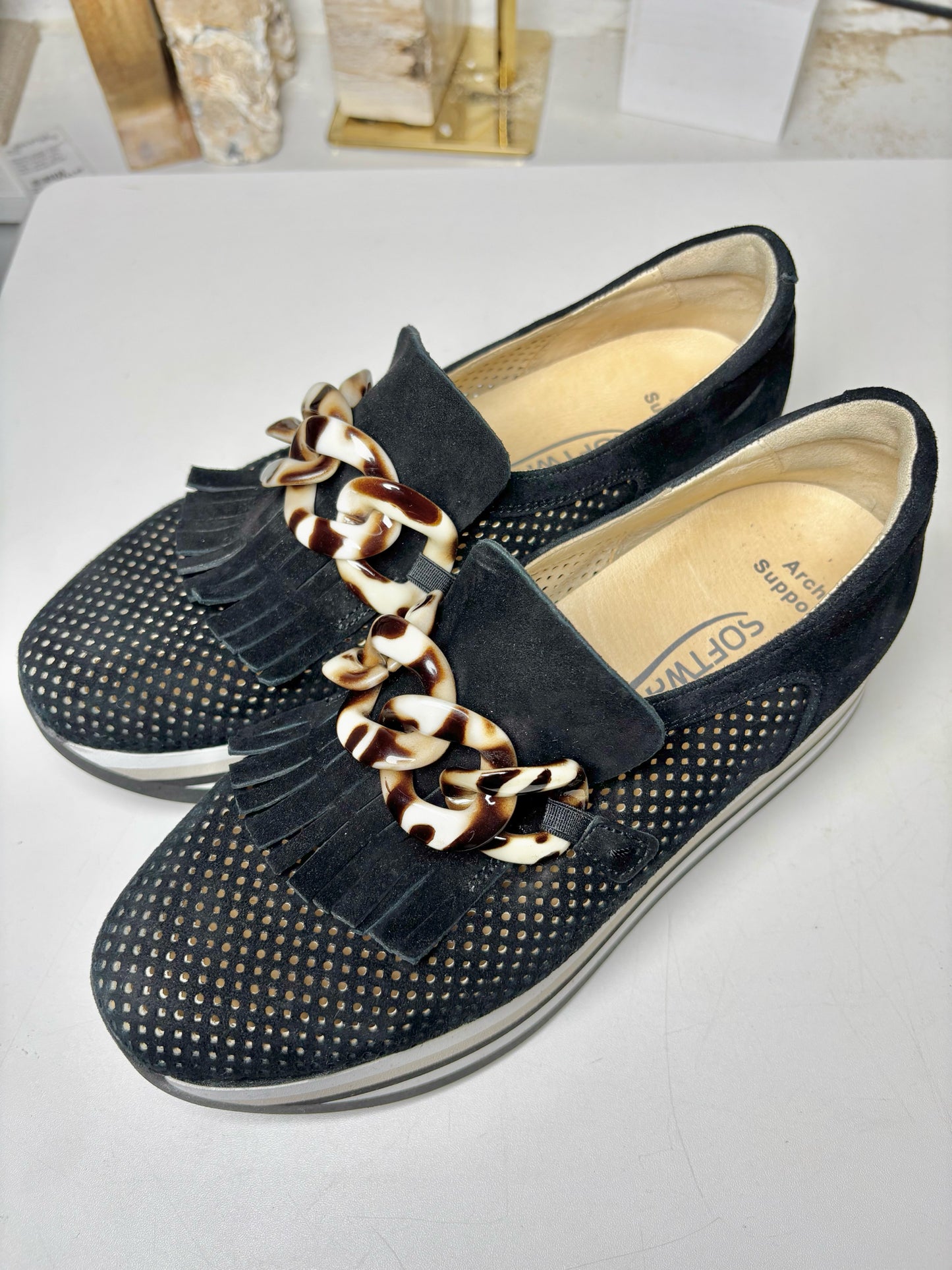 W Shoe Size 36.5 Softwaves Black Leather Pre-owned Sneakers