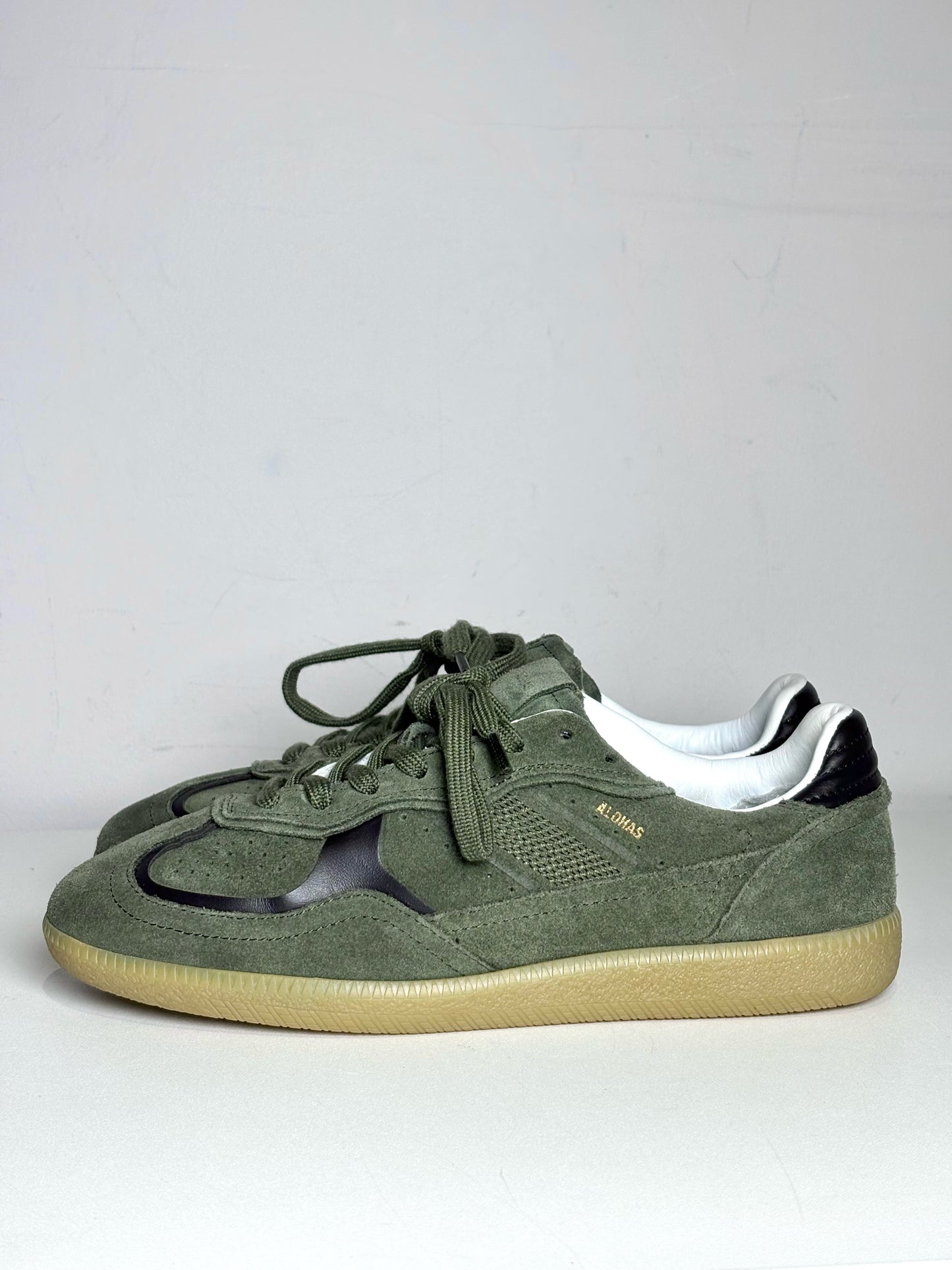 W Shoe Size 38 (7 - 7.5 US) Alohas Rife Forest Green Suede Leather Sneakers