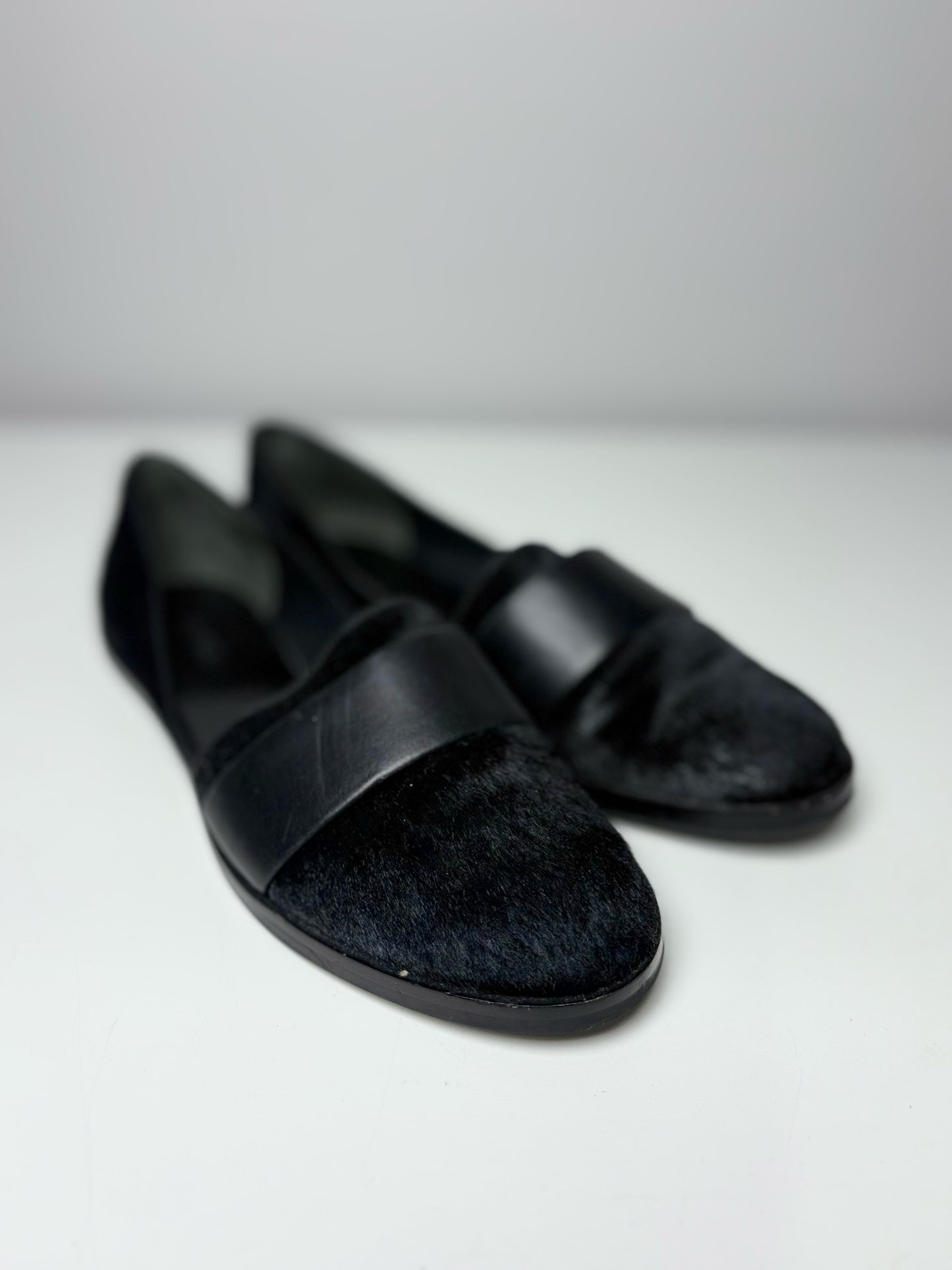 W Shoe Size 37.5 (7 US) Vince Black Leather, Calf Hair NWT Flats