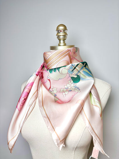 Lost Pattern Floral Print Silk Silk NWT 35 x 35 (90 x 90 cm) Scarf