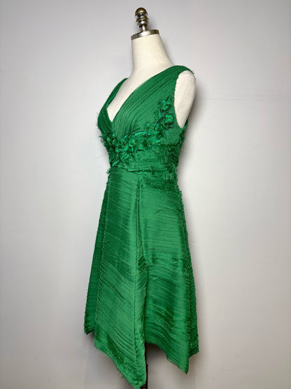 Women Size 12 Marchesa Notte Emerald Green Floral Applique Pre-owned, NWT Dress