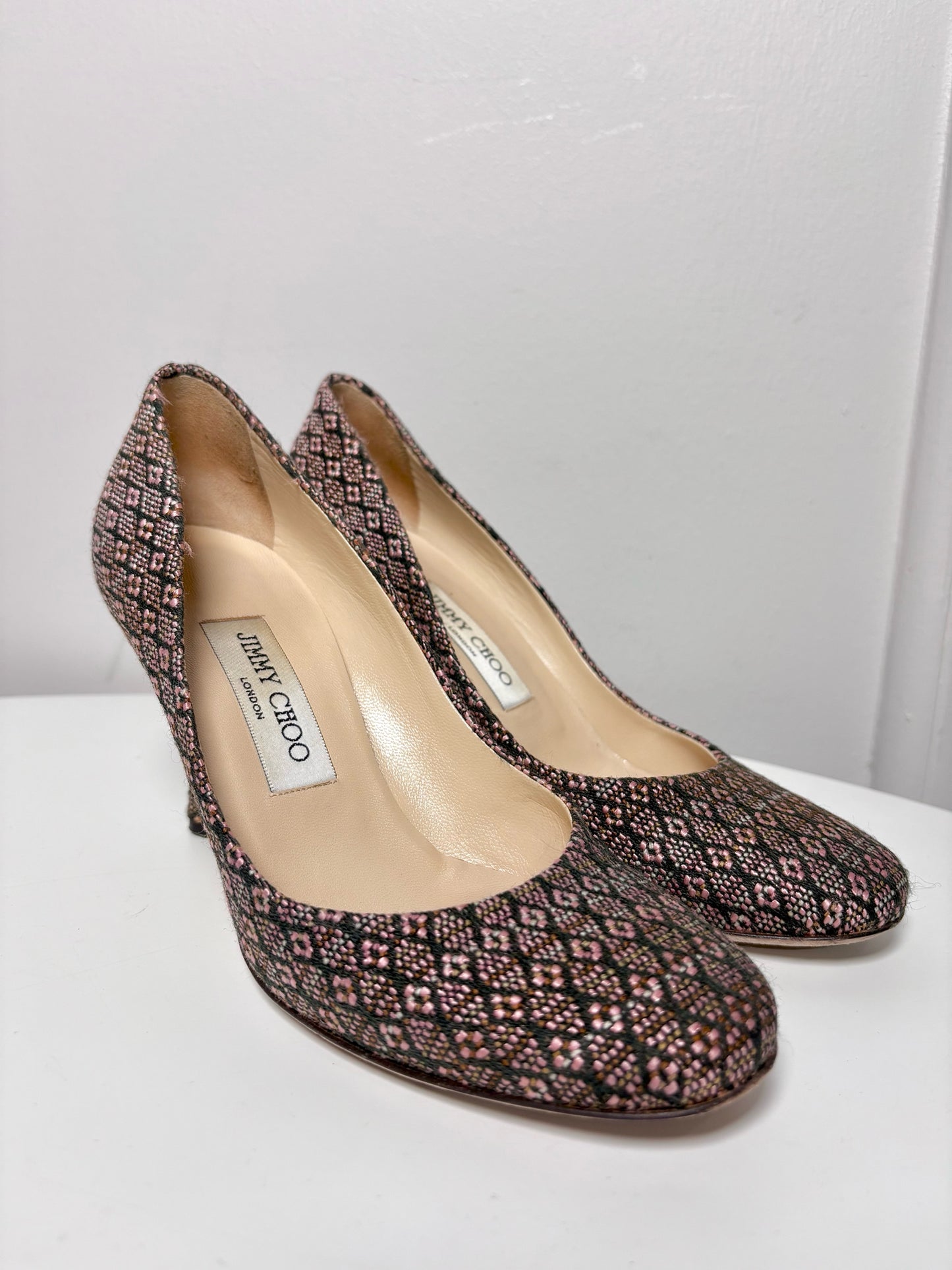 W Shoe Size 36.5 (6.5 US) Jimmy Choo Pink Canvas/Tapestry Pump