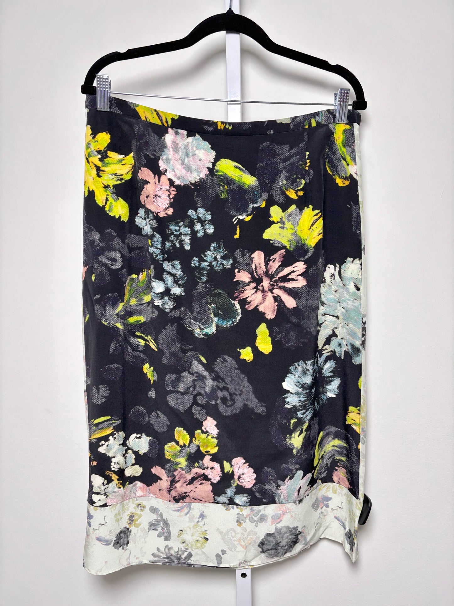 Women Size 42 Joseph Black, pink, white Floral Skirt