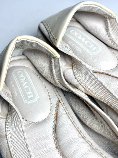 W Shoe Size 5.5 Coach Cream Canvas Patent Leather Trim Women's Pre-owned Flats