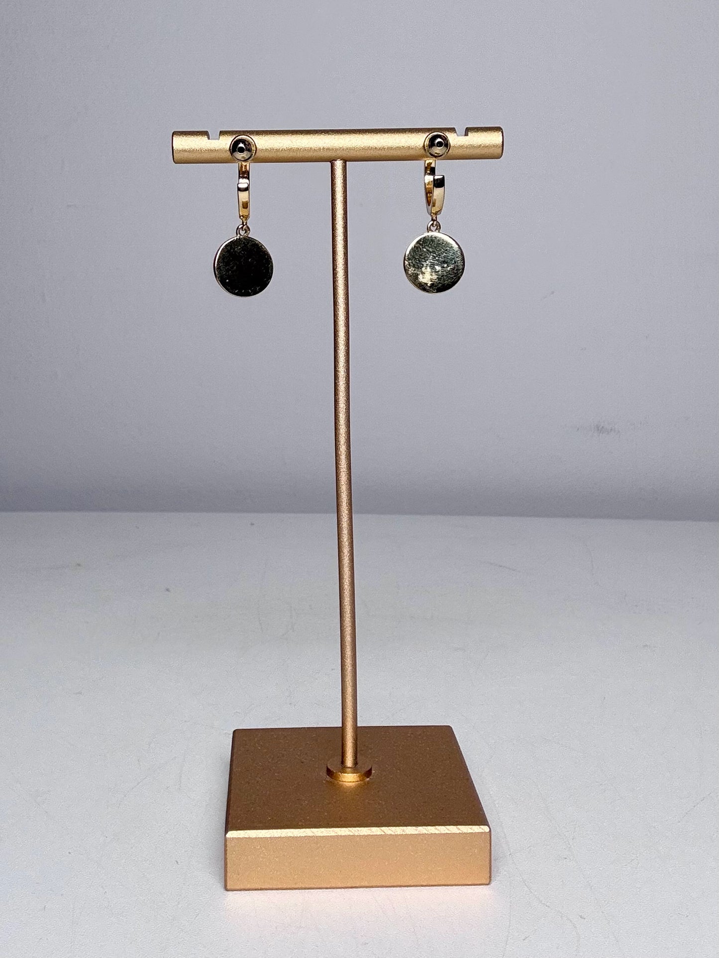 Gold Plated Kate Spade New York Ave Pre-owned Black Gemstones Gold Earrings