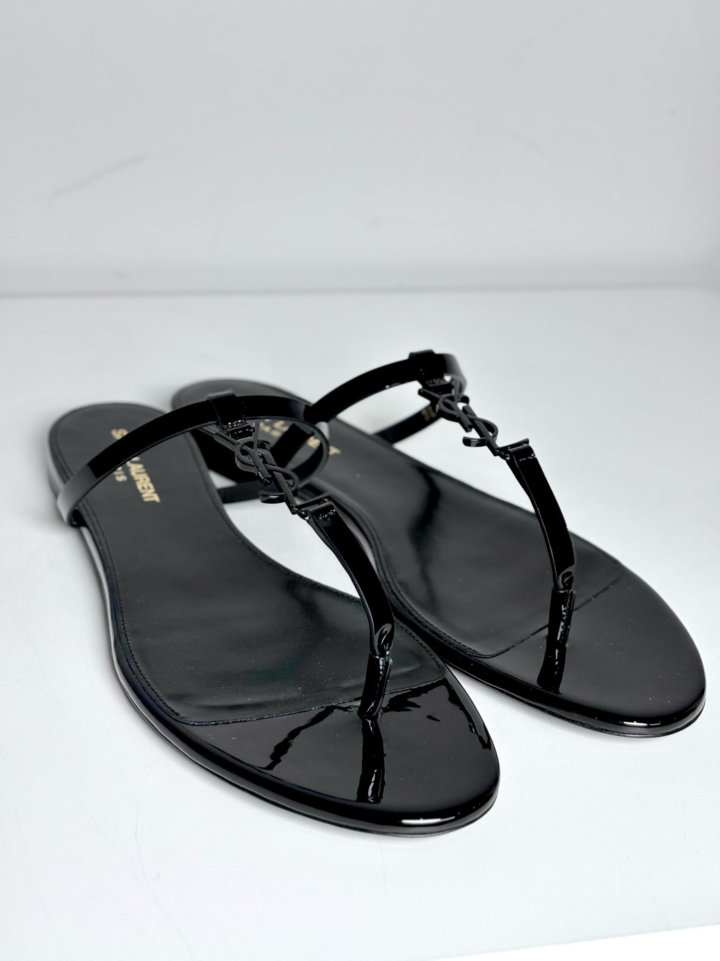 W Shoe Size 41 (11 US) Saint Laurent Black Patent Leather Logo NWT Sandals