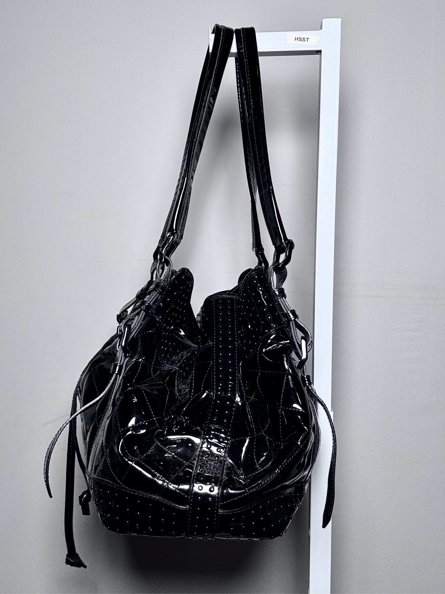 Burberry Lowry Tote Quilted Patent Leather Pre-owned Black Large Purse