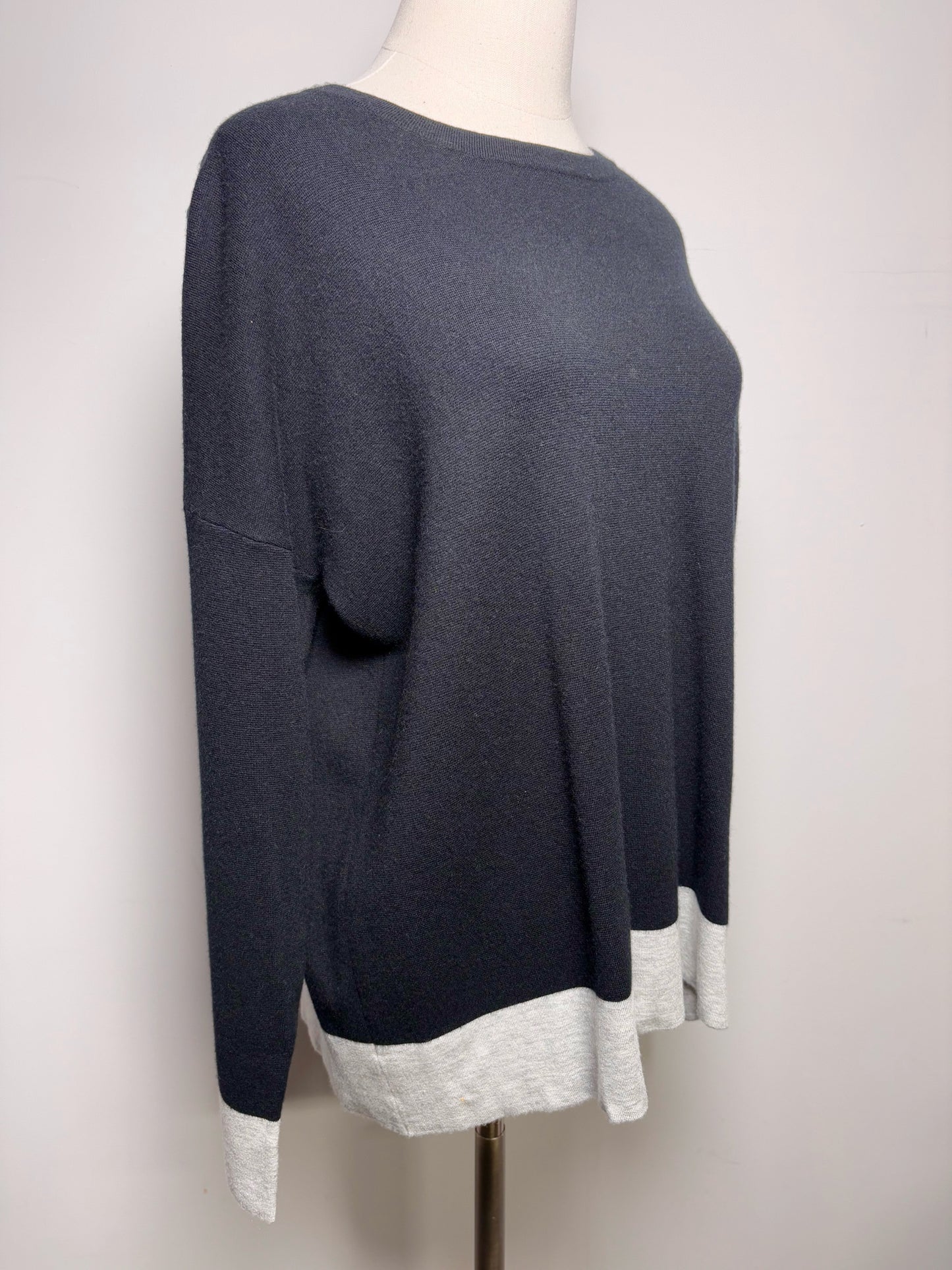 Women Size L Kokun Black, gray Cashmere Sweater