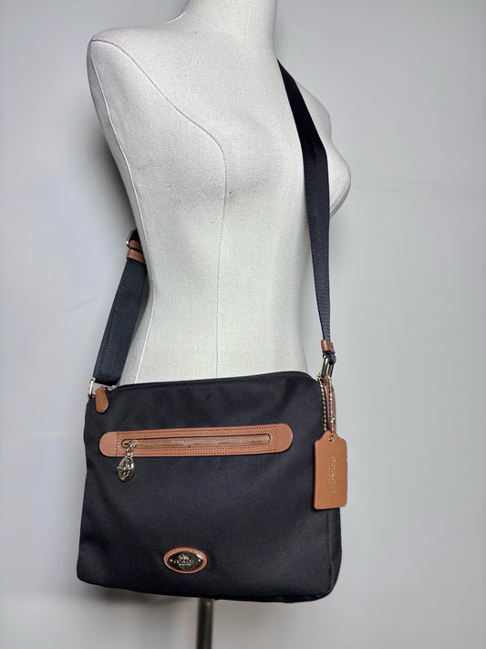 Coach Sawyer Canvas, Leather Trim Pre-owned Black, brown Crossbody Purse