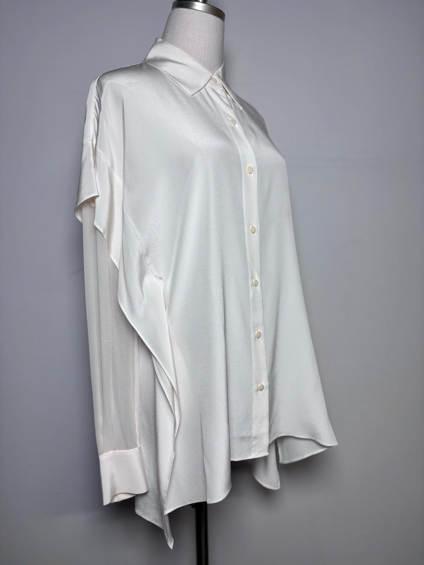 Women Size S Diane Von Furstenberg Ivory Solid 100% Silk Pre-owned Blouse