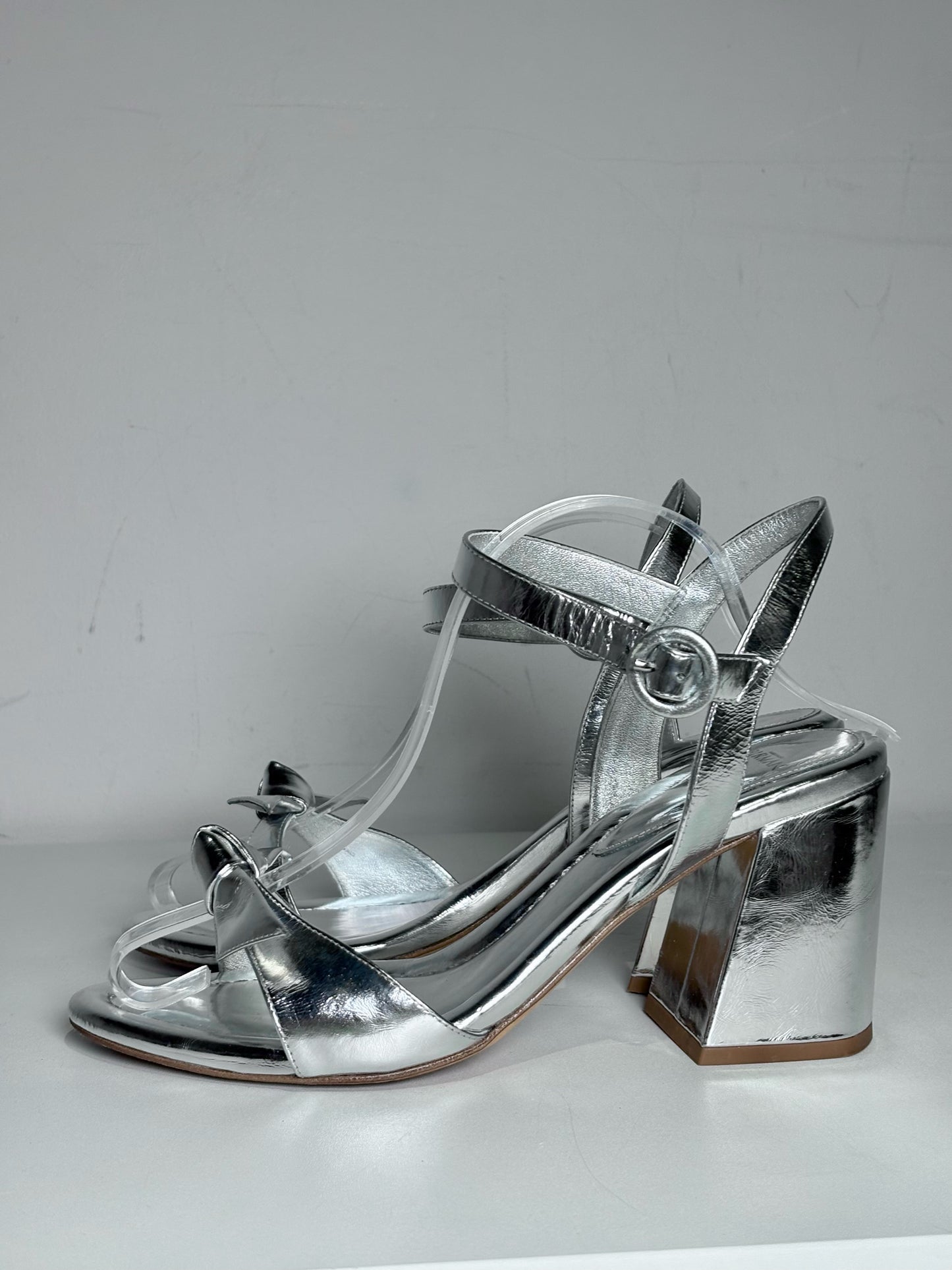 W Shoe Size 41 (10 - 10.5) Alexandre Birman Metallic Silver Leather Heels