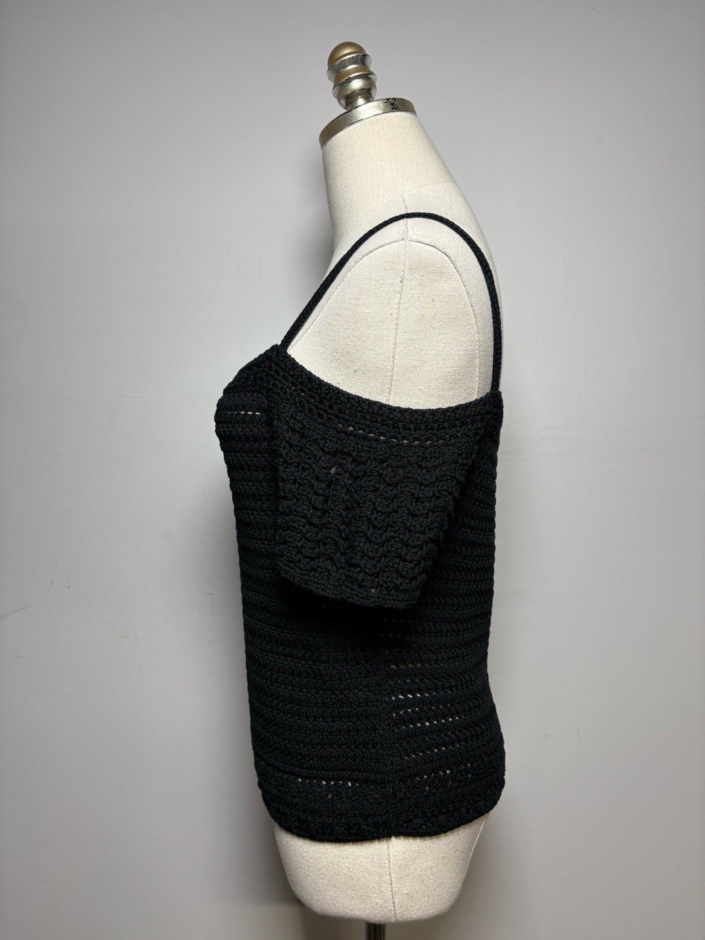 Women's Size XS Vince Black Crochet Pure Cotton NWT Pre-Owned Off-Shoulder Top