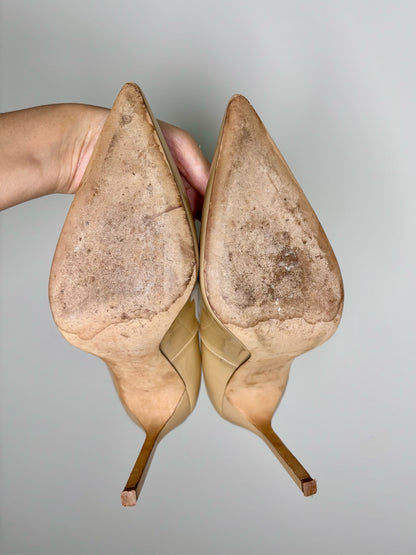 W Shoe Size 38 (7.5) Manolo Blahnik Tan Leather Patent Heels