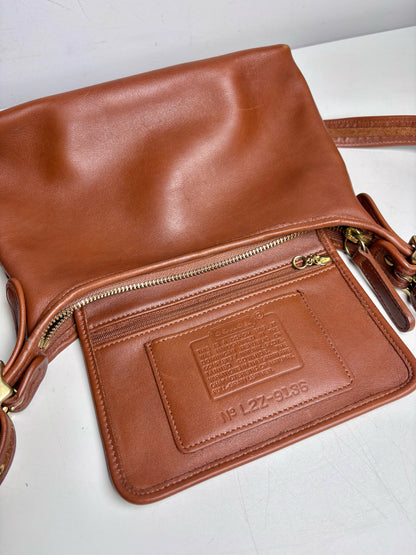 Coach Solid Vintage Leather Pre-owned Caramel Brown Genuine Leather Small Purse