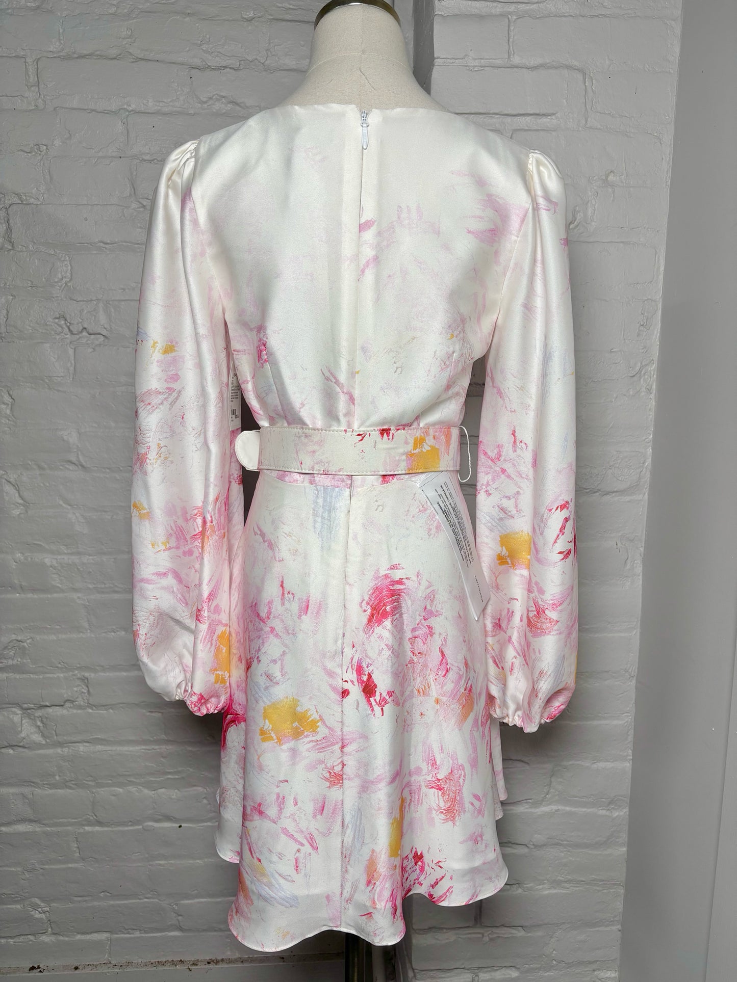 Women Size 2 BCBG Light Pink Floral NWT LS Dress