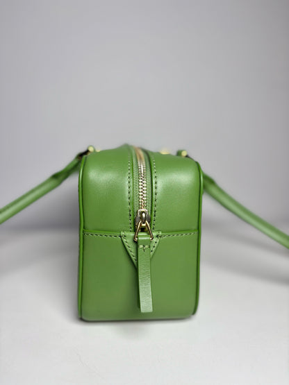 Veronica Beard Boxy Shoulder Leather Pre-owned, NWOT Lemongrass Green Bag