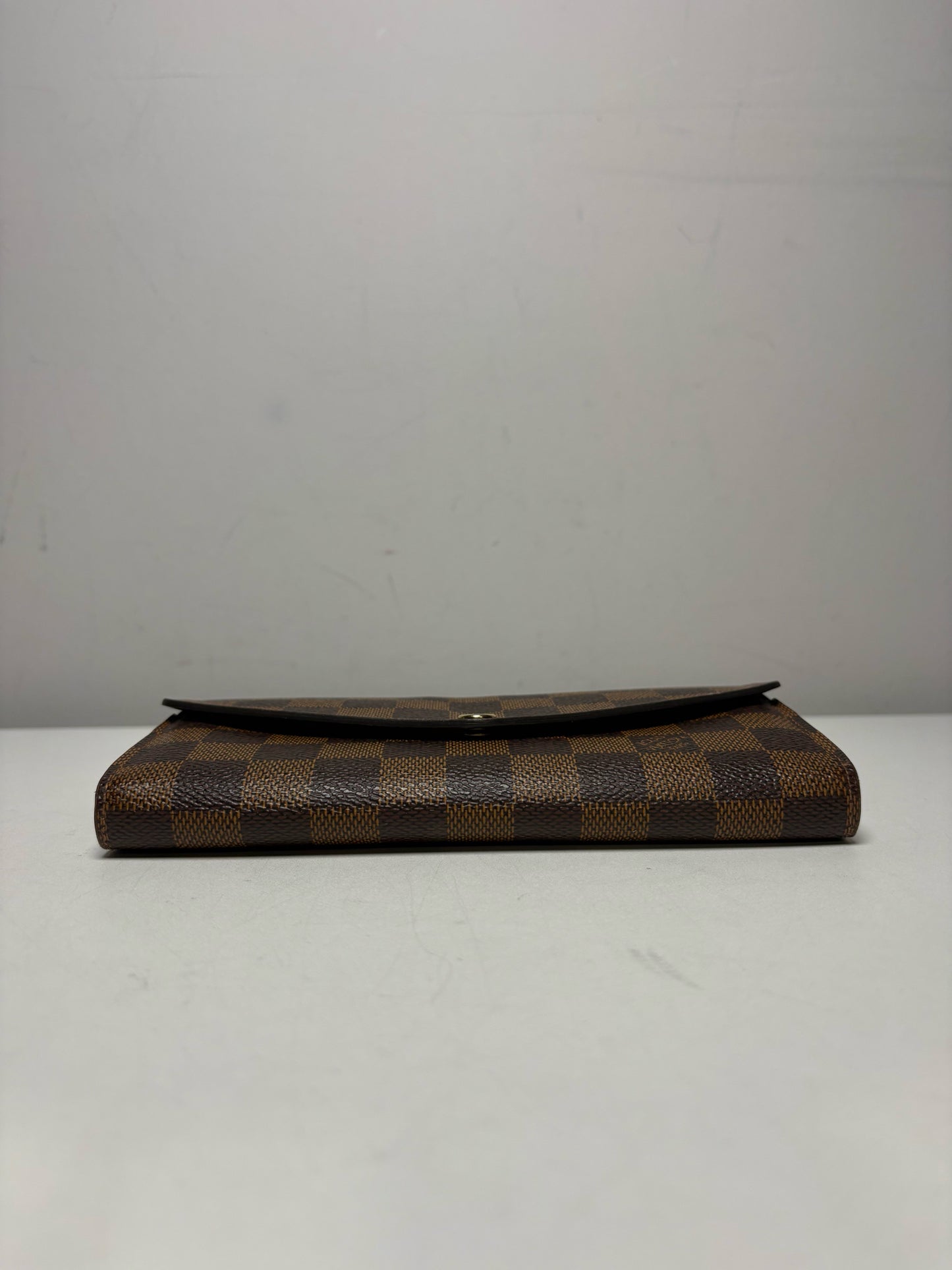 Women's Louis Vuitton Josephine Wallet Damier Ebene Brown Coated Canvas Pre-Owned Medium Wallet