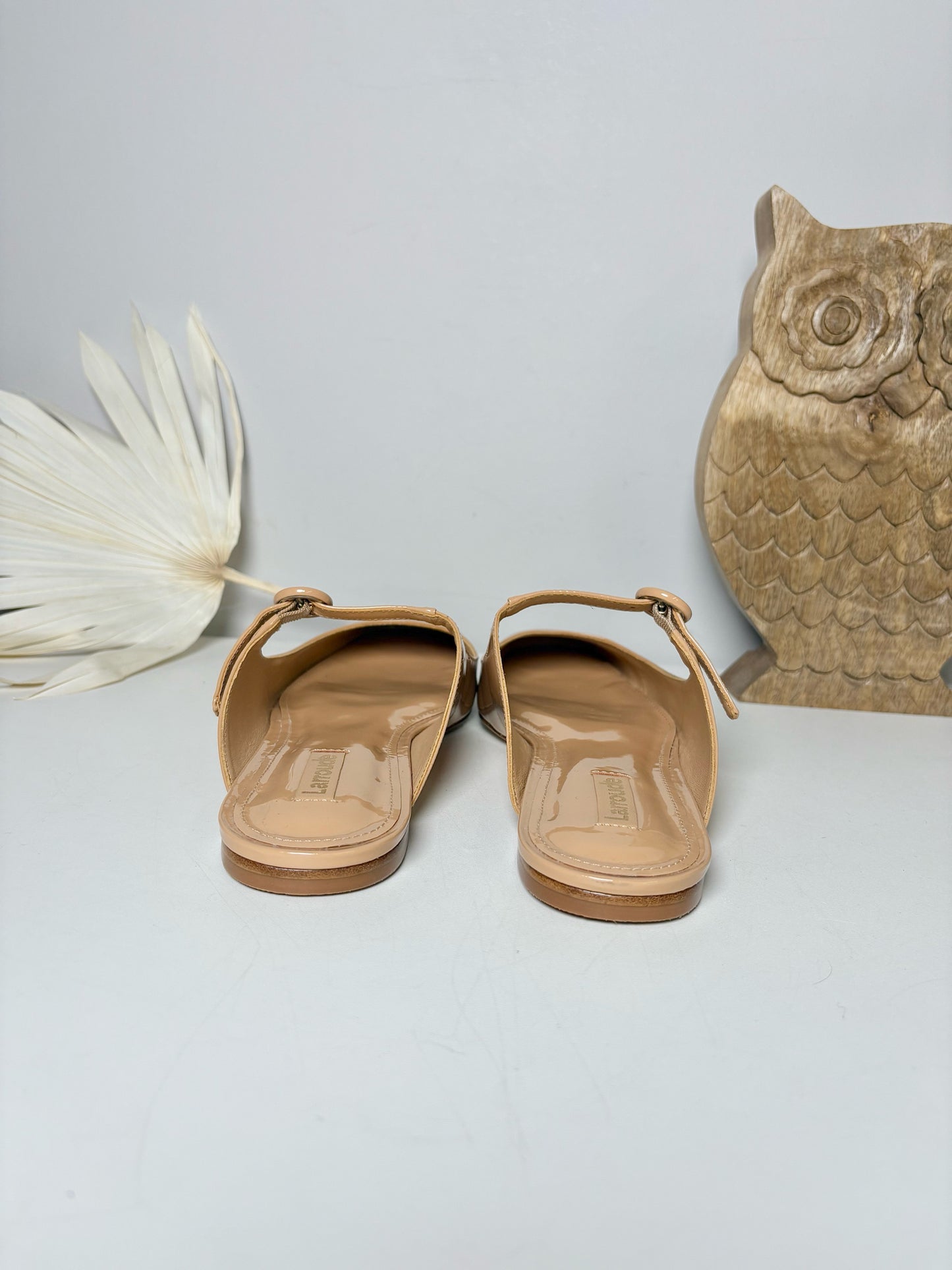 W NWT Shoe Size 9 Larroude Tan Patent Leather Blair Mary Jane Mule