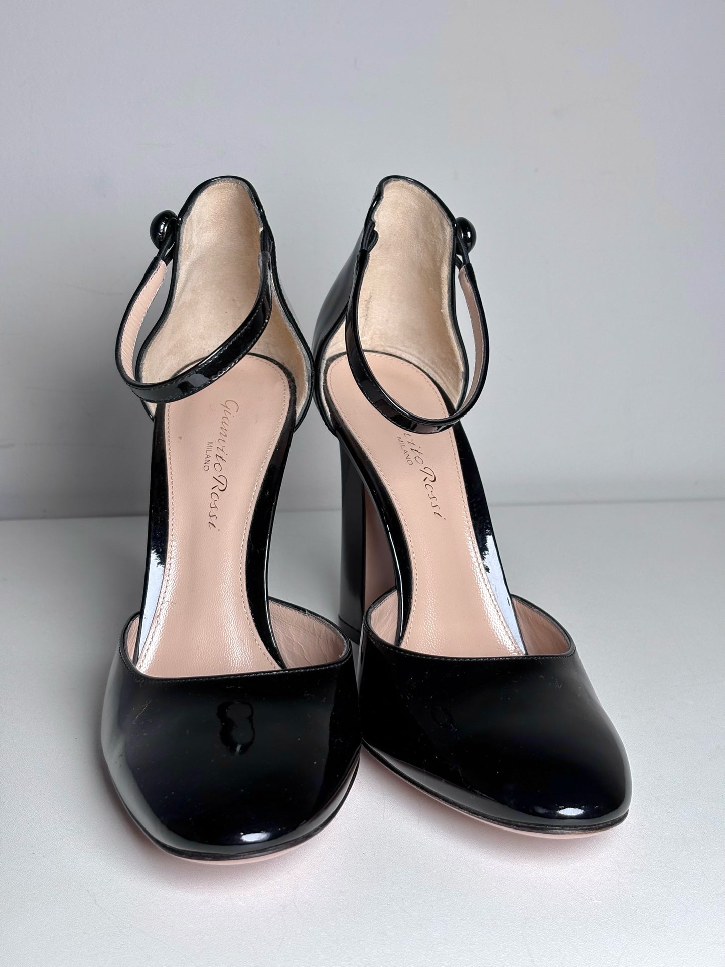 W Shoe Size 37.5 (7 US) Gianvito Rossi Black Leather Patent Pre-owned, NWT Heels